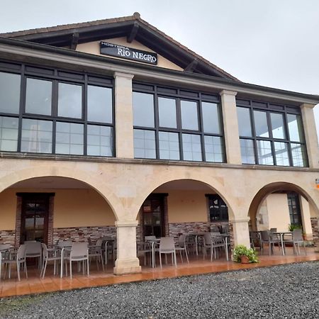 Hosteria Rio Negro Barcena de Cicero Exterior photo